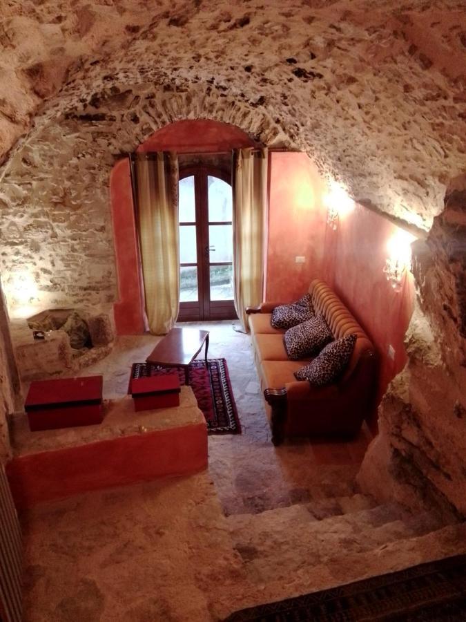 Appartamento Storico A Valle San Martino Di سبوليتو المظهر الخارجي الصورة