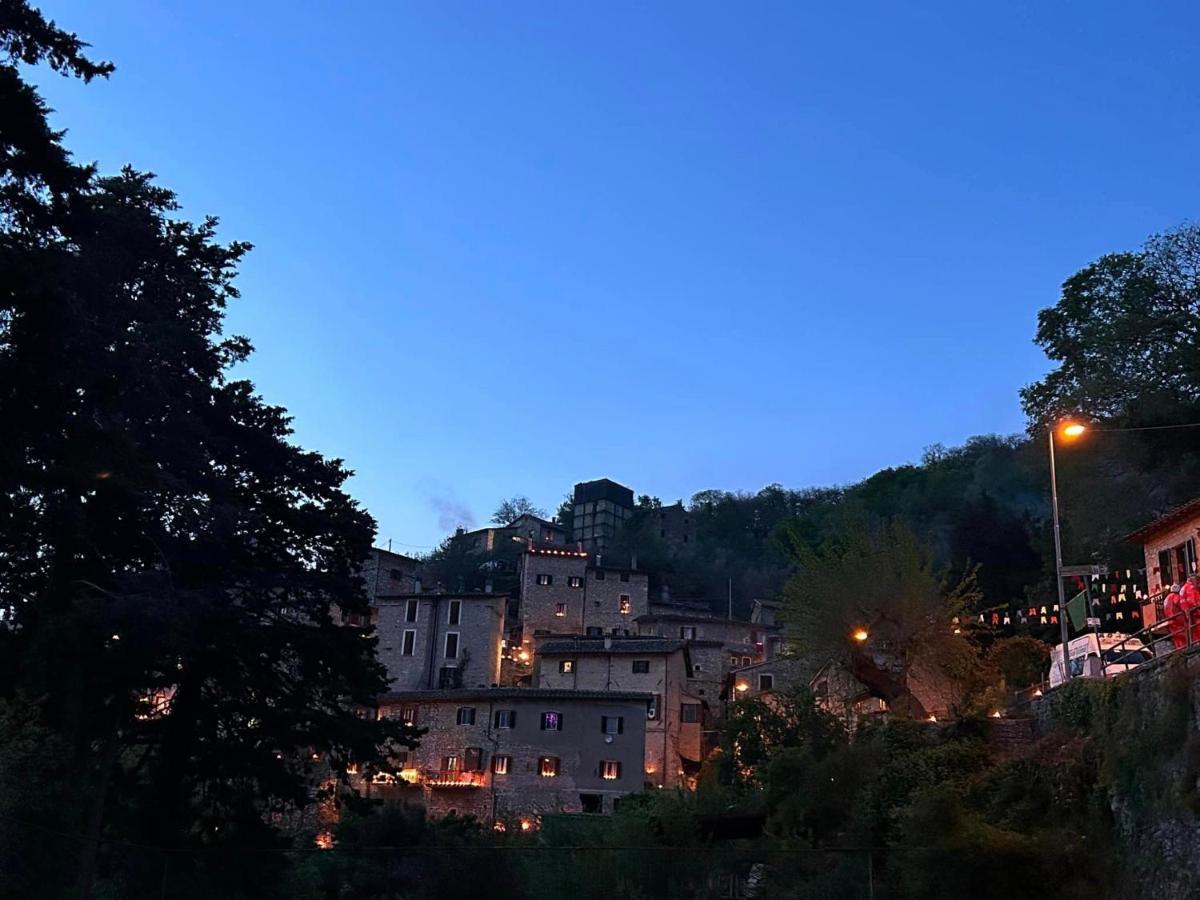 Appartamento Storico A Valle San Martino Di سبوليتو المظهر الخارجي الصورة