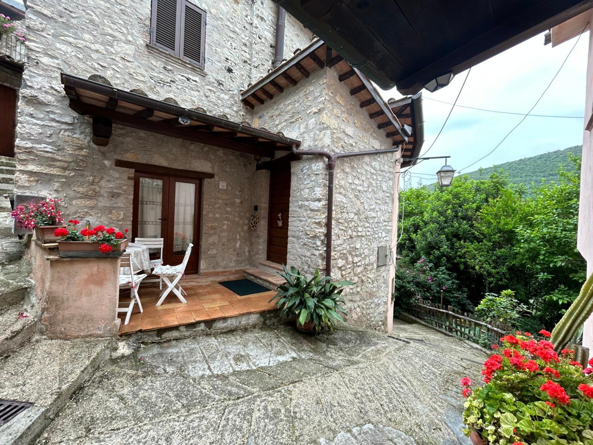 Appartamento Storico A Valle San Martino Di سبوليتو المظهر الخارجي الصورة