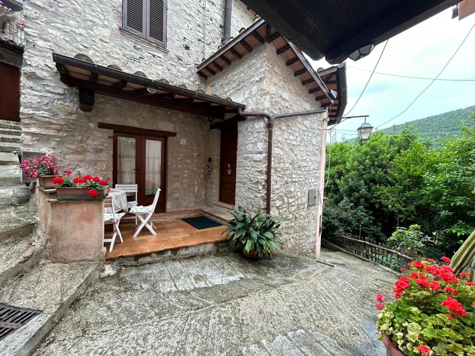 Appartamento Storico A Valle San Martino Di سبوليتو المظهر الخارجي الصورة