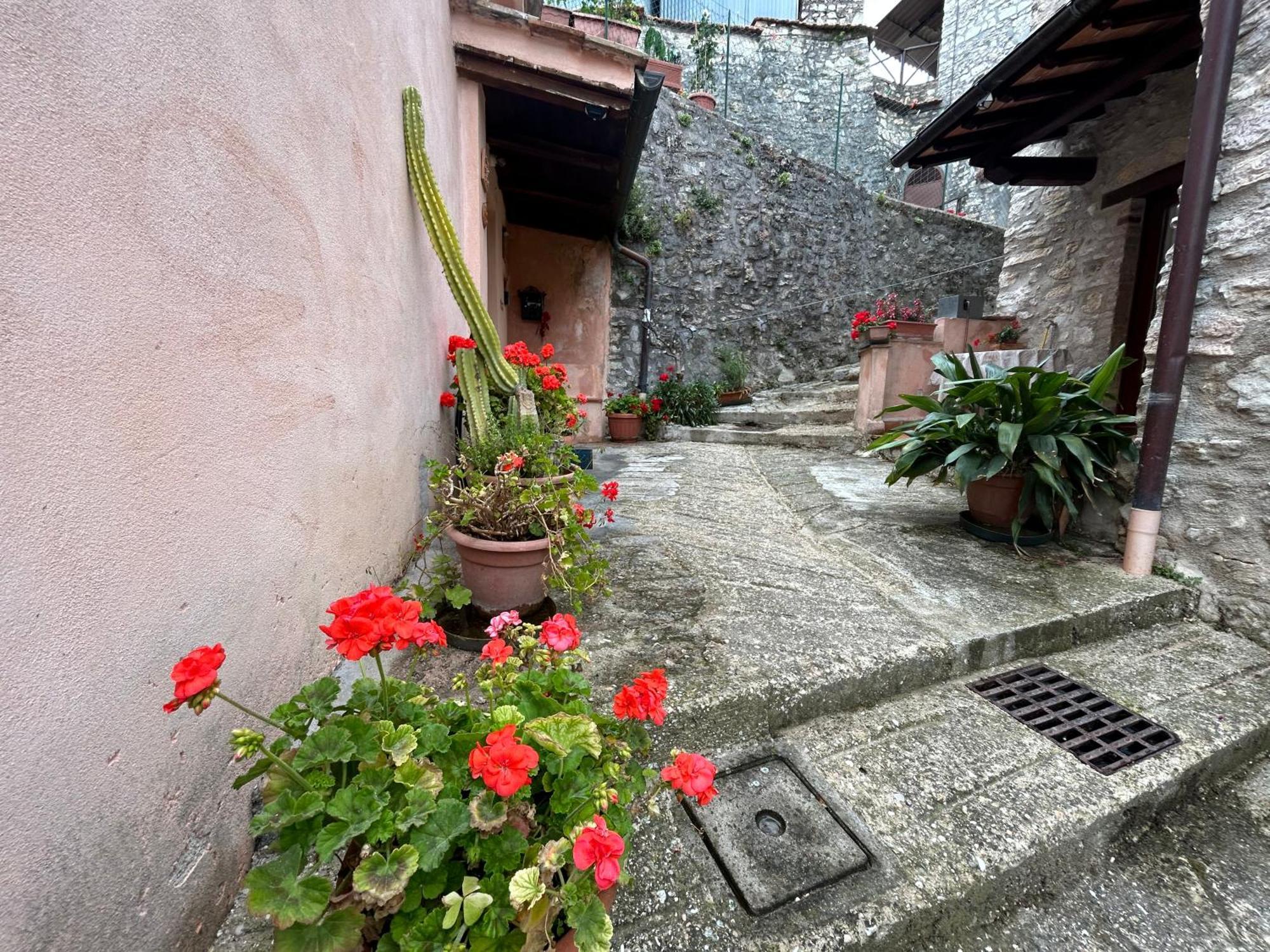 Appartamento Storico A Valle San Martino Di سبوليتو المظهر الخارجي الصورة